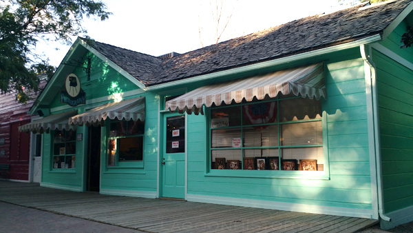 The photography studio is now a much brighter, minty-fresh color. Photo: B. Miskin