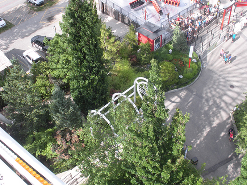 View of the queue and exit area in 2014 before being altered for the addition of Cannibal. Photo: B. Miskin