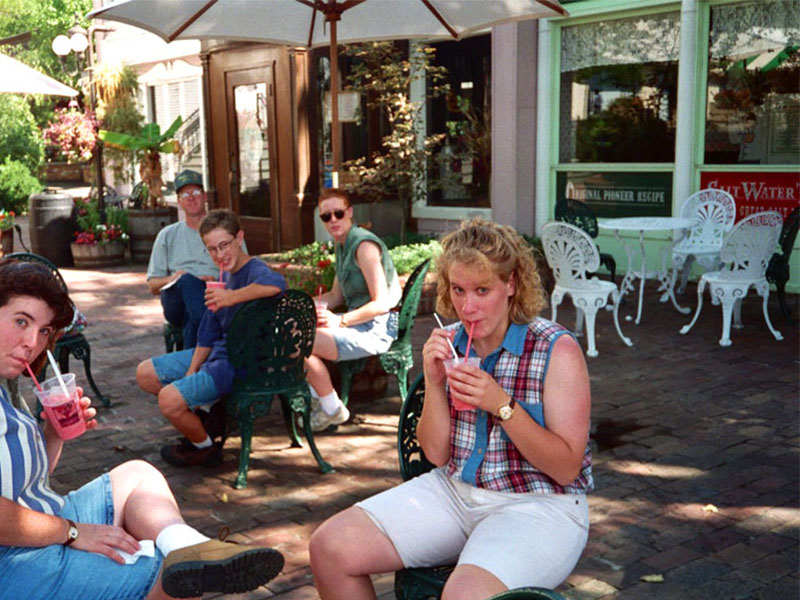 Opera House Square in 1995. Photo: N. Miskin
