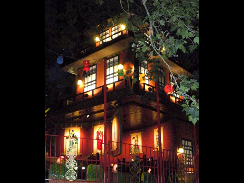 Jumping Dragon after dark, 2009. Photo: B. Miskin