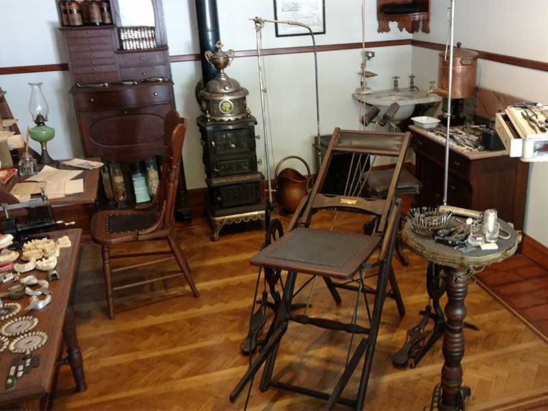 Interior of the Dentist's Office, 2016. Photo: B. Miskin