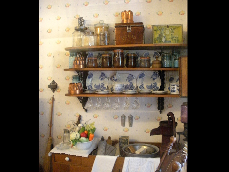 Bingham Cabin interior, 2014. Photo: B. Miskin