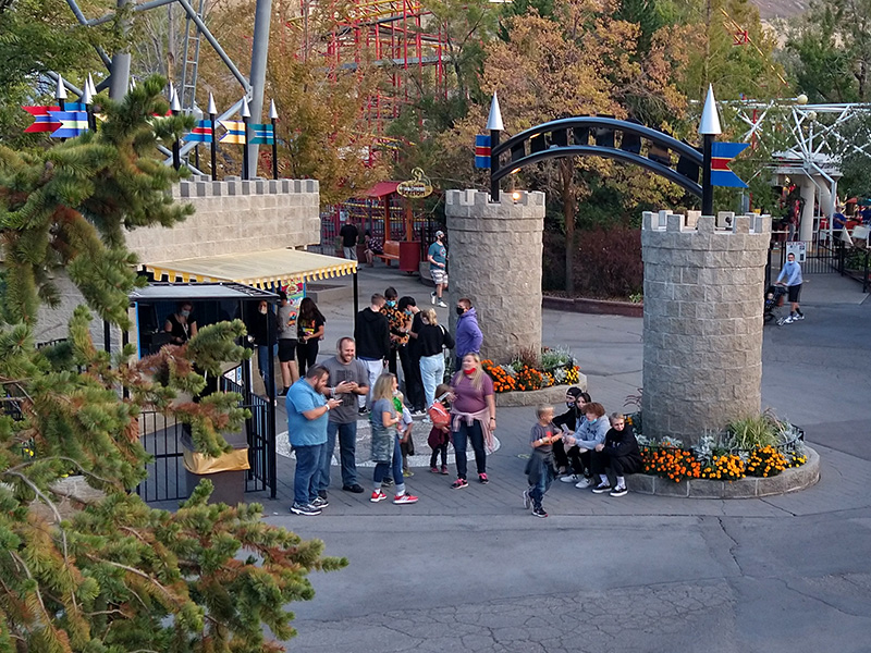 Catapult queue in 2020. Photo: B. Miskin
