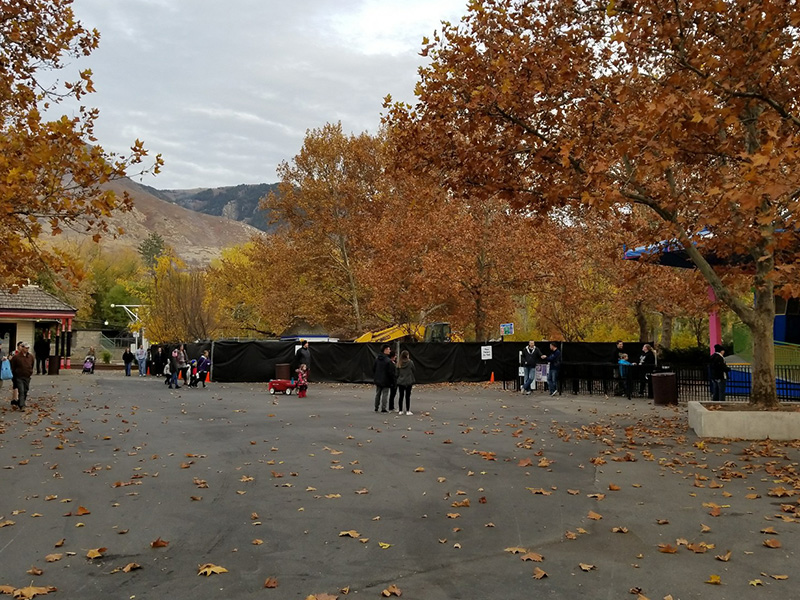 Old ride enclosure fenced off after the removal of Screamer in October 2017. Photo: Greg W.