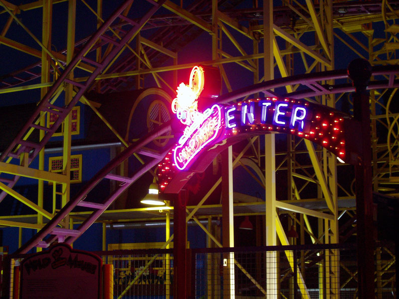 Wild Mouse entrance, 2005. Photo: B. Miskin Wild Mouse at night.