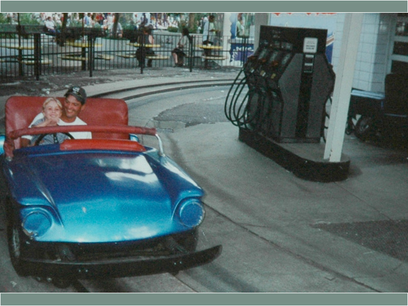 Speedway car returning to the station in 2000. Photo: J. Miskin