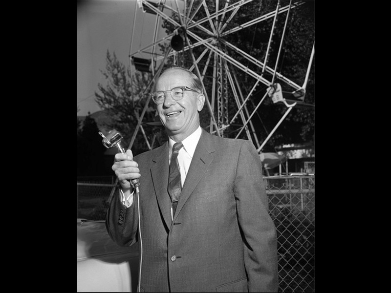 Utah Governor J. Bracken Lee poses in front of the Ferris Wheel during a GOP rally at Lagoon in August 1956. Photo: Salt Lake Tribune