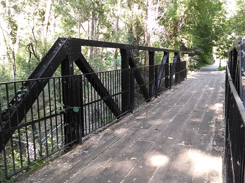 This bridge on the Lagoon Trail was first used on the PVRR to cross the creek near the Log Flume. Photo: B. Miskin