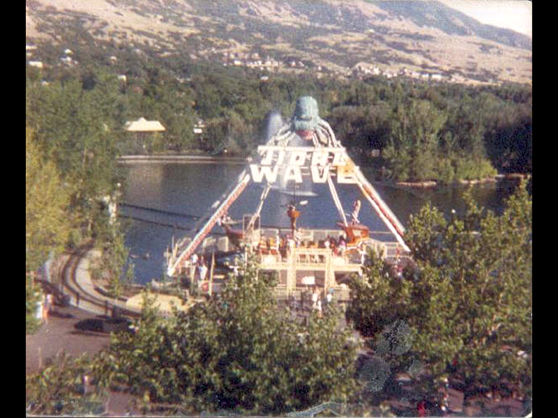 Tidal Wave from the Sky Ride, 1987. Photo: Stephenie G.