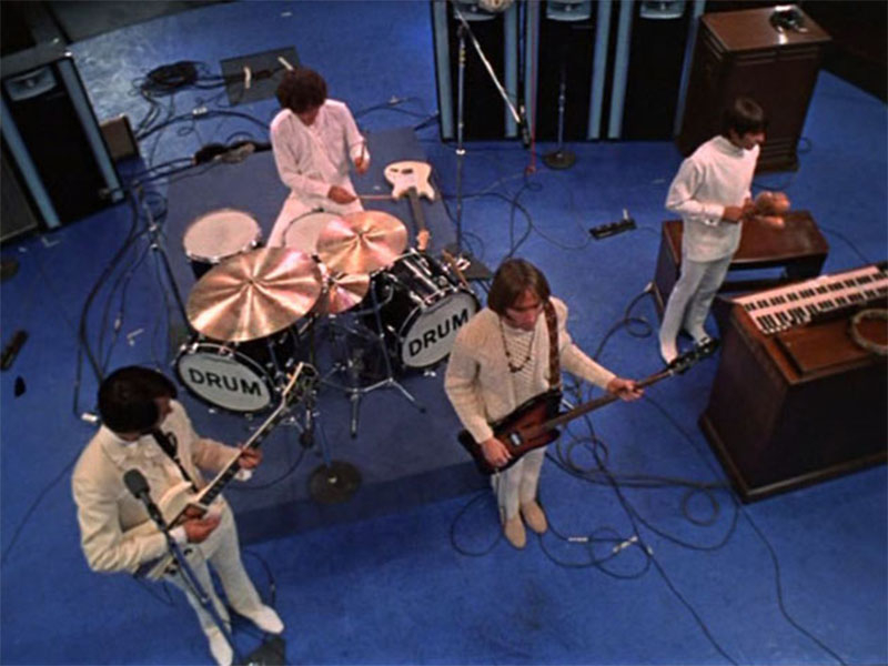 The Monkees on stage at Valley Music Hall in Bountiful in the movie Head.